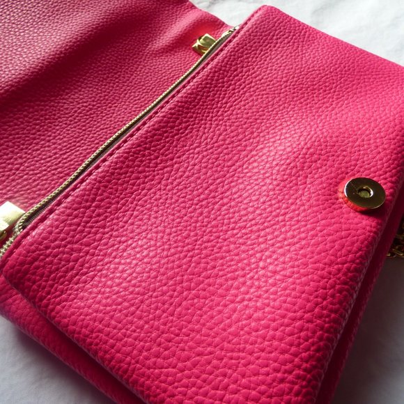 Pink Womens Clutch purse w/detachable gold chain - Picture 4 of 8